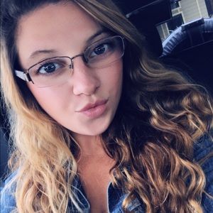 Meet your Posher, Kathryn